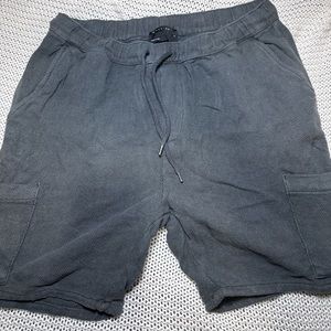 MEN ASOS SHORTS SIZE LARGE NEWW